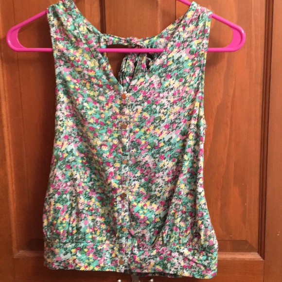 Bundle! 2 Tommy girl spring tops - Picture 8 of 14